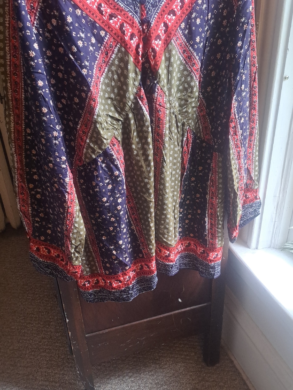 Suzanne Betro Woman's Size 3X  Olive, Navy & Red Boho V-Neck Tunic - Picture 5 of 6